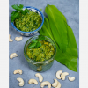 Veganes Bärlauchpesto in kleinen Schüsseln angerichtet, Hero